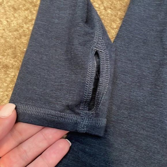 Brooks running jacket - Picture 3 of 5